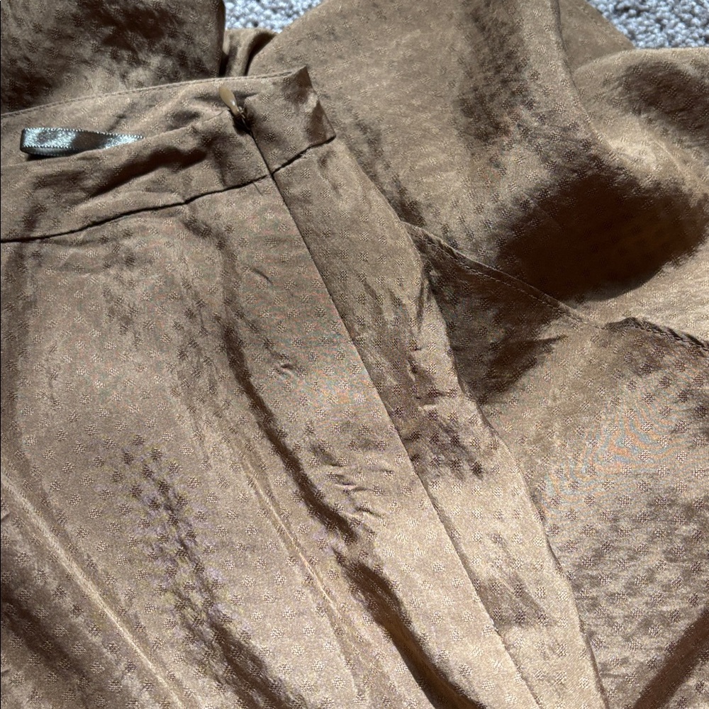 Banana Republic Bronze Ruffle Skirt - Picture 3 of 4